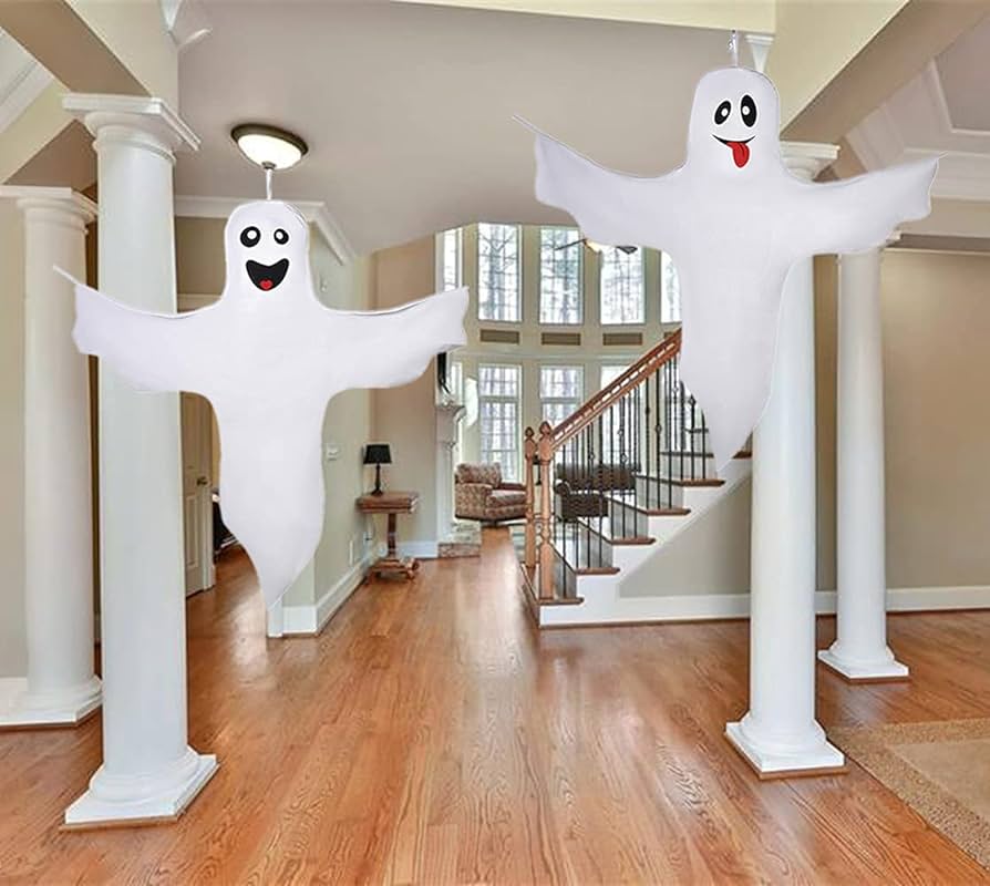 Decorarea casei pentru Halloween poate fi o activitate distractivă și creativă. Poți crea o atmosferă spooktaculară folosind diferite elemente și decorațiuni tematice.