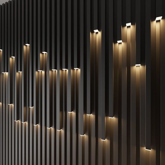 Luminile joacă un rol crucial în definirea atmosferei și aspectului unui interior. Adăugarea luminii în spațiul tău poate aduce o schimbare semnificativă în atmosfera și aspectul acestuia. Cum le folosiți depinde de stilul și scopul spațiului respectiv.