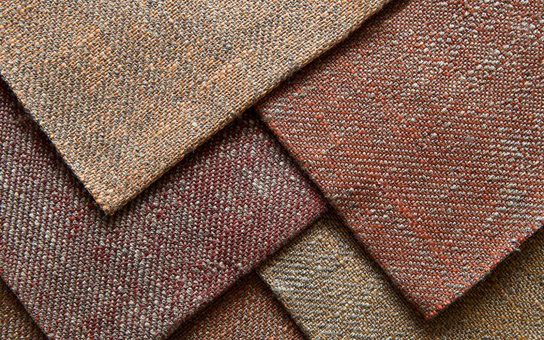 Bacteriile din textile reprezintă bacterii care pot supraviețui și se pot dezvolta pe diverse materiale textile, cum ar fi hainele, lenjeria de pat, prosoapele, sau alte produse textile. 