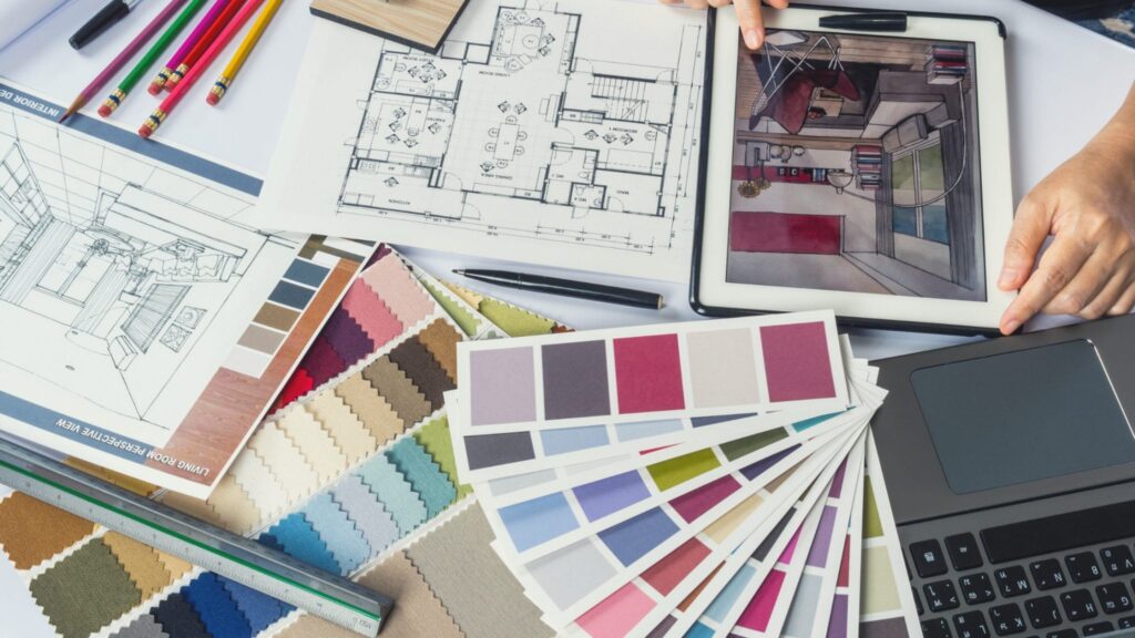 Domeniul designului de interior este extrem de vast. Un designer de interior este un profesionist specializat în planificarea, proiectarea și amenajarea spațiilor interioare.