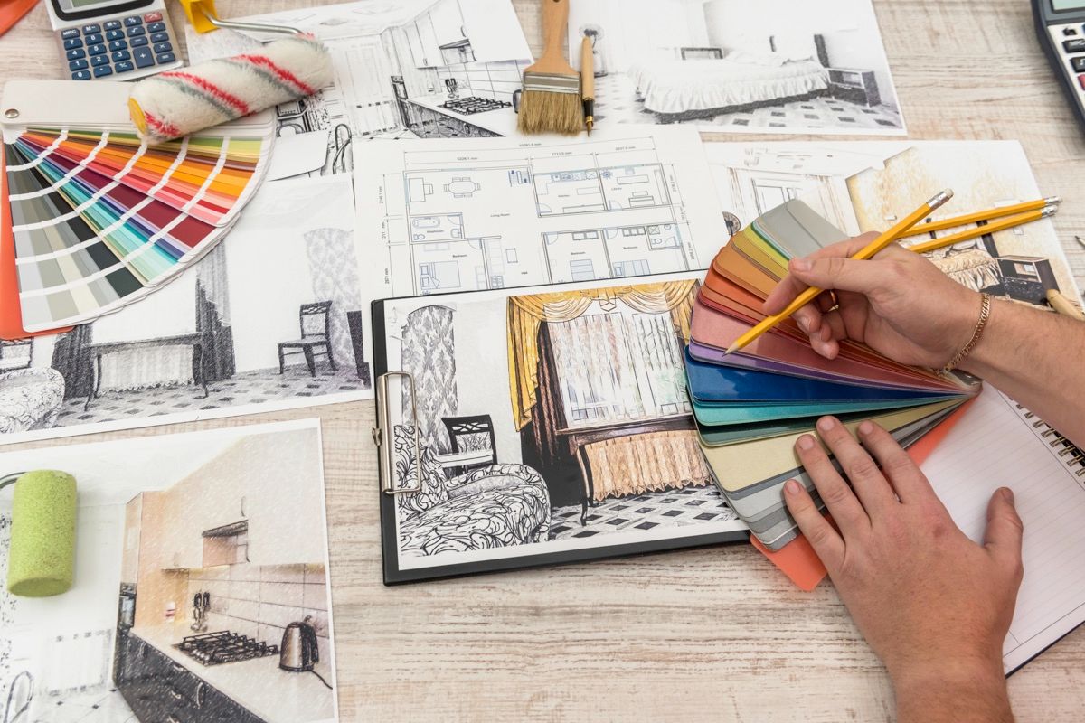 Domeniul designului de interior este extrem de vast. Un designer de interior este un profesionist specializat în planificarea, proiectarea și amenajarea spațiilor interioare.