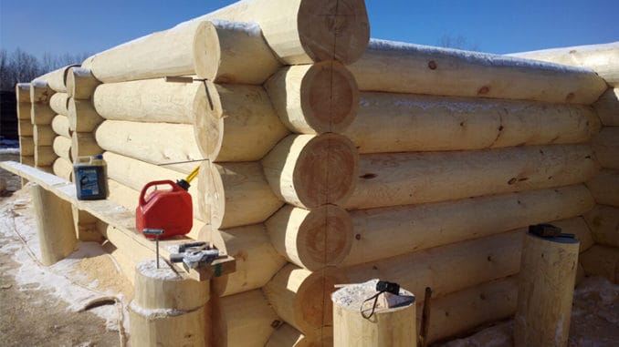 Materialele de construcție sunt materiale folosite în industria construcțiilor pentru a construi clădiri, drumuri, poduri și alte structuri. Aceste materiale trebuie să fie rezistente, durabile și sigure, și să îndeplinească cerințele structurale și de siguranță necesare pentru proiectele de construcție.
